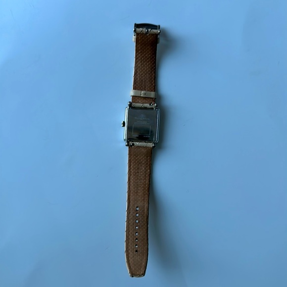 Tommy Bahama Swiss Movement Watch - Picture 2 of 2